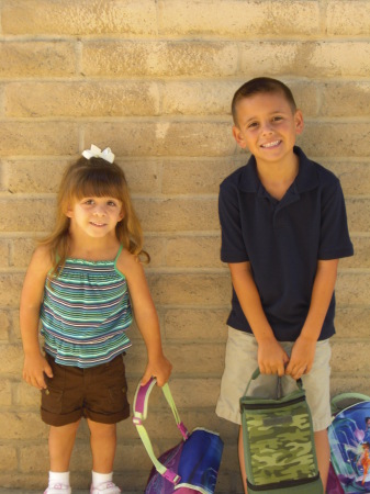 Jacob & Lauren's 1st day of school-2008