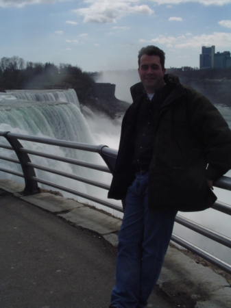 ME AT NIAGRA FALLS