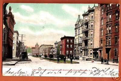 11th Street Looking West