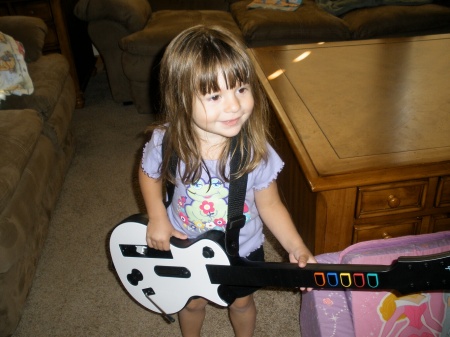 New Guitar Hero Champion at 2yrs old