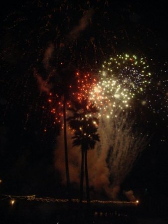 Manhattan Beach Christmas Fireworks 2008