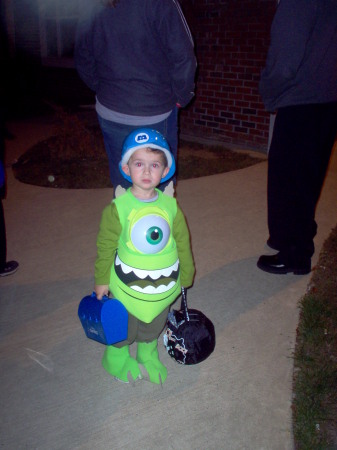 LiL' Billy Halloween '05 as Mike Wazowski (Monsters Inc.