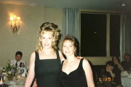 Kelly and best friend Jennifer