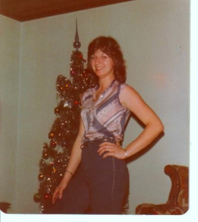 MIRIAM 1981 AGE 18 1/2