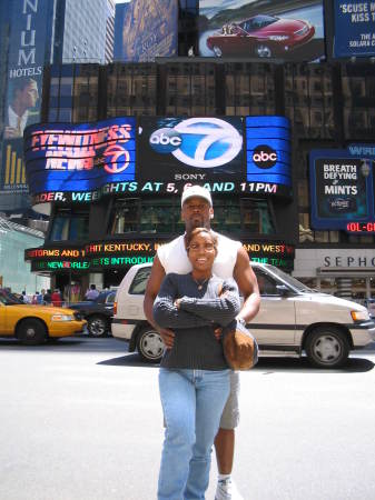 John & Veronica-NY's Time Square-2004