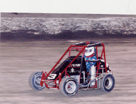 Flat out & pitching it sideways at Tuunderbowl speedway, I can't put into words what this feels like