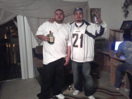 ME AND MY COMPA RAUL GETTIN KRUNK