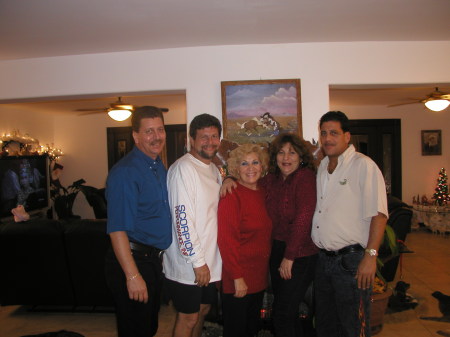 X-Mas 05 With mom, brothers, & sister.