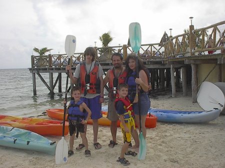 The whole fam damily at the Blue Bay Resort in Cancun Oct 06