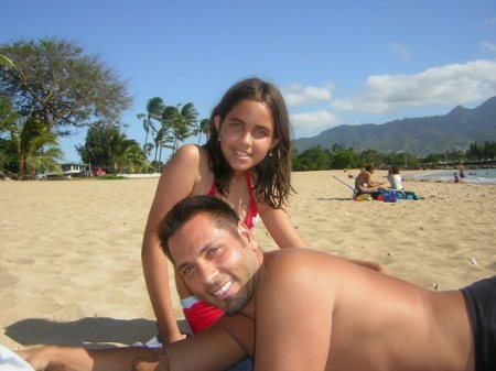 2 gorgeous people at a Hawaii beach