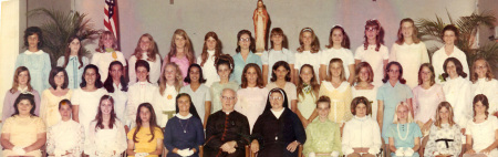 CKS 1970 Girls Graduation Pic