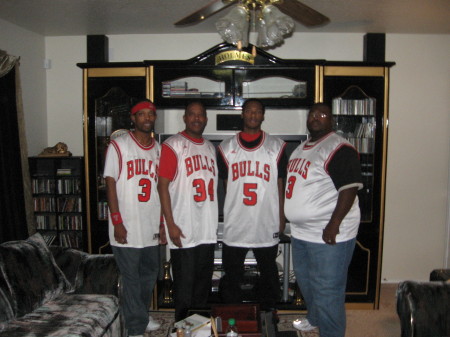 Bulls Fans Represent