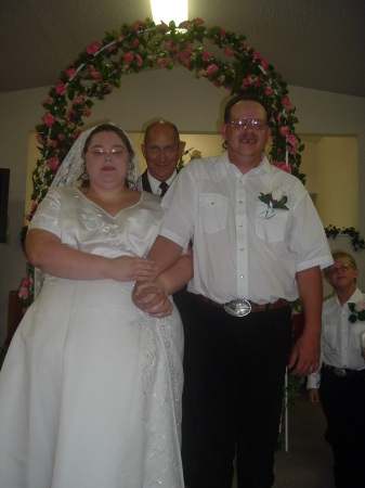 Mr. and Mrs. Leonard Jason Huebner