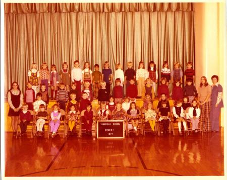 Yorkfield Elementary School class pictures