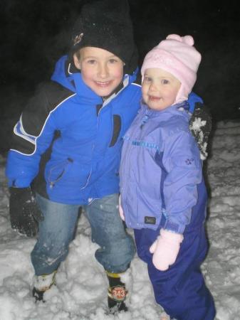 2006 Ryley & Abbie enjoying the snow!
