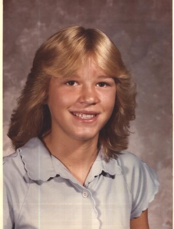 Wendy Jones' Classmates profile album