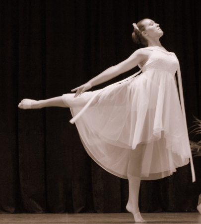 The prima Ballerina, Sara