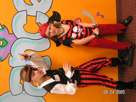 AJ & Aly Halloween 2005