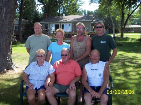 MOM,DAD,BOB,MIKE,KEVIN,DEBBIE,DOUG SCHNEIDERMAN 2006