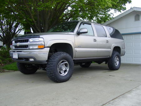 01 Suburban K2500