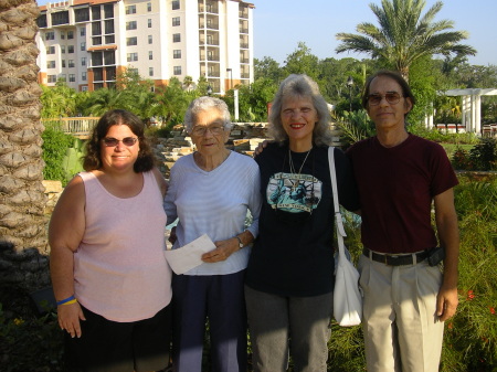 me, aunty kay, mom & wayne in florida