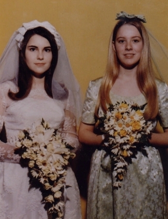 Married at 18, my wedding day in April, 1971