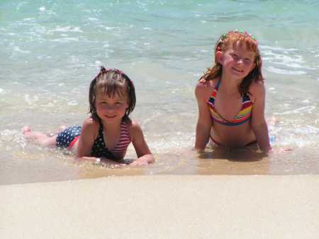 Girls on Cabo San Lucas