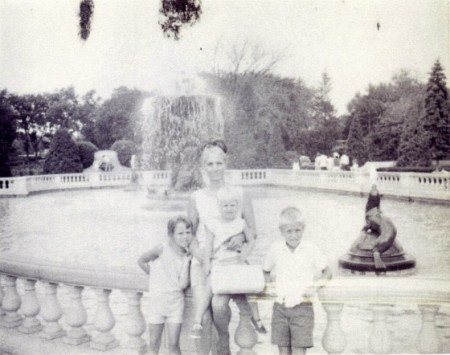 Back when it was safe to go to the DetroitZoo