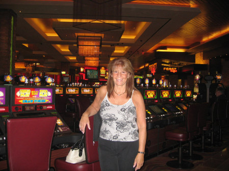 Elaine in Las Vegas 8-06