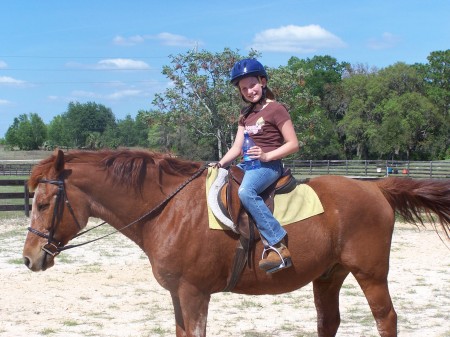 Lauren riding Bugar