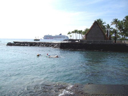 Kona, cruise ship