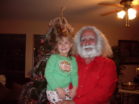 KAYLIE & SANTA