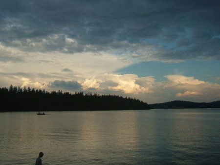 Days end at the Lake by the house