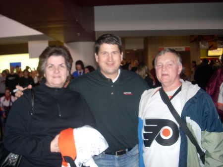 Photo with Keith Jones at Flyer's Carnival