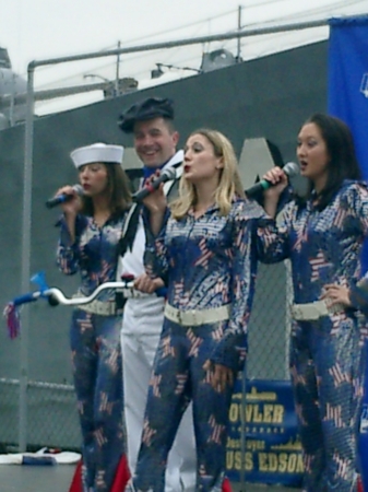 ME AND THE GIRLS AT FLEET WEEK IN NYC