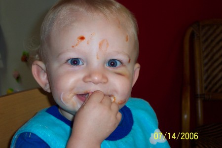 Aaron loves ketchup, mashed potatoes and yogurt!!