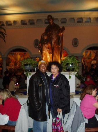 Love in the air, Abuelos on Valentines (Texas)