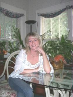 Julie Bloomfield's Classmates® Profile Photo