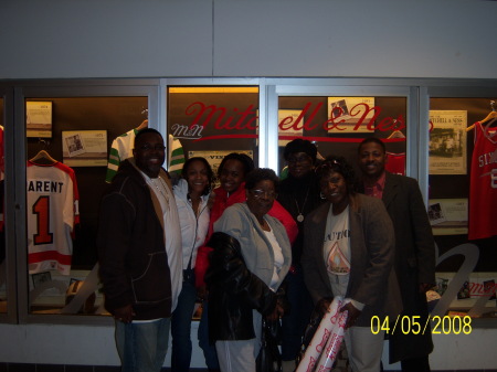 Family nite at the Sixers game