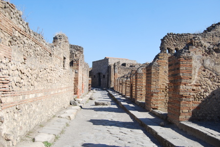 Pompeii Uncovered