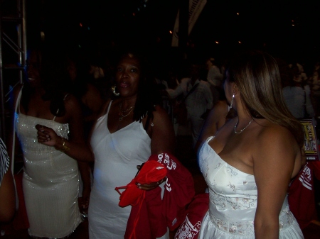 THE FREEDOM FRIDAY WHITE PARTY