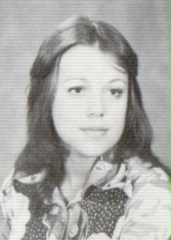 Lisa Elliott's Classmates profile album