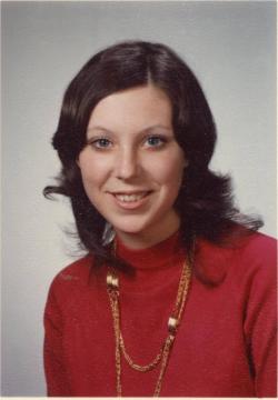 Marilyn Harris' Classmates profile album