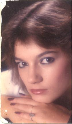 Debbie Vickers' Classmates profile album