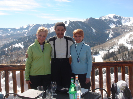 Kari, Steve & Sherry - Utah skiing March 2008