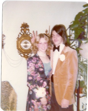 Junior prom 75-76