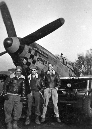 henry(middle) w mustang