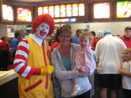 Lydia meets Ronald