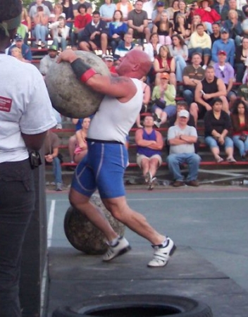 Summerfest Strongman Contest in Milwaukee, WI