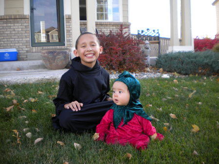 Noah and Eden -Halloween 2010